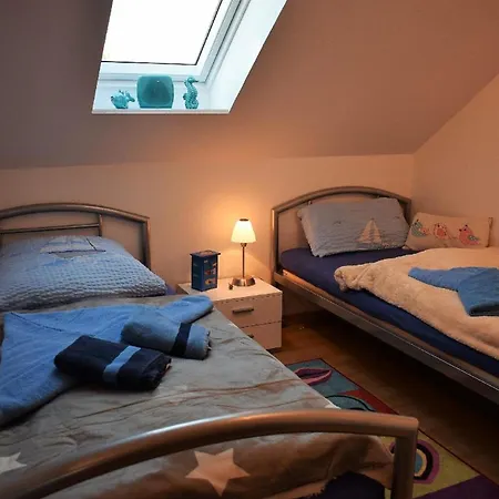 Apartment Wunderschoene In Fahretoft Mit Garten *